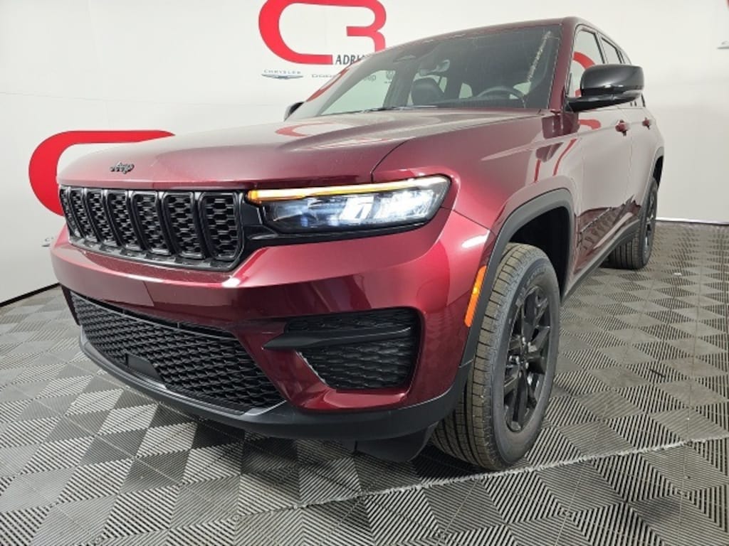 New 2025 Jeep Grand Cherokee ALTITUDE 4X4 Sport Utility