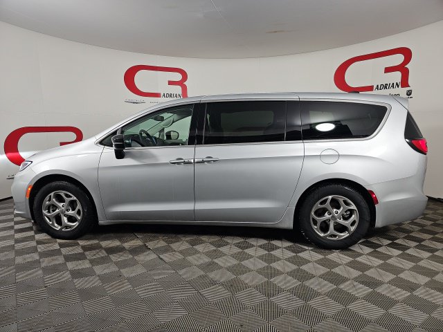 2024 Chrysler Pacifica Limited - Photo 12