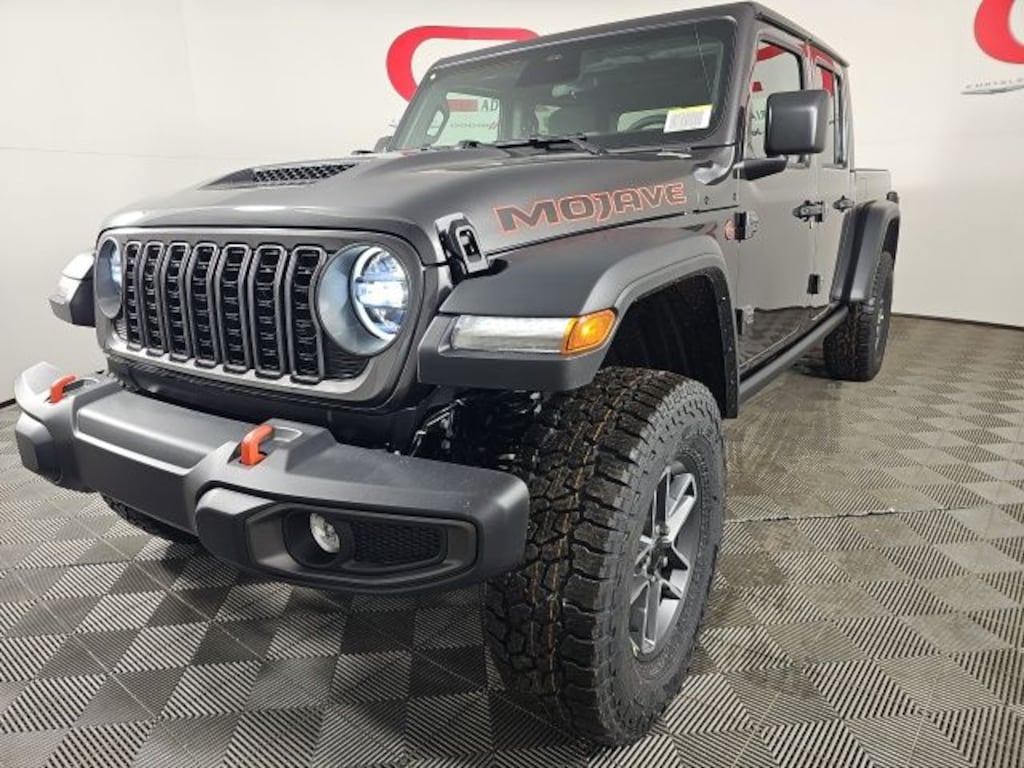 New 2026 Jeep Gladiator MOJAVE 4X4 Pickup