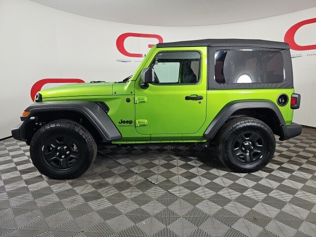 2025 Jeep Wrangler Sport photo 4