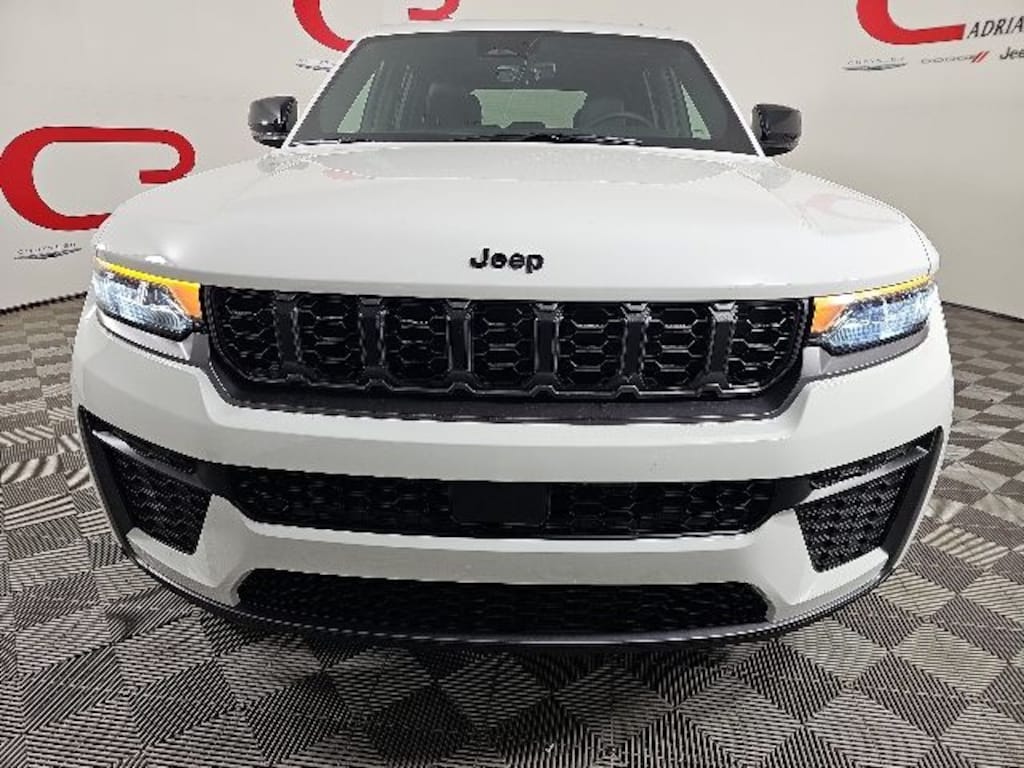 New 2026 Jeep Grand Cherokee LAREDO ALTITUDE 4X4 Sport Utility