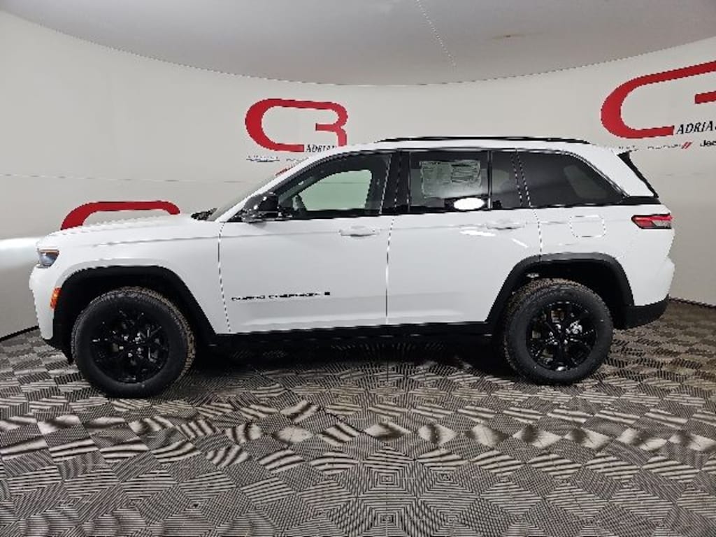 New 2026 Jeep Grand Cherokee LAREDO ALTITUDE 4X4 Sport Utility
