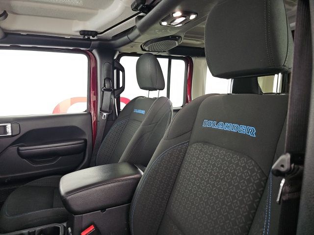 2021 Jeep Wrangler Unlimited ISLANDER - Photo 10