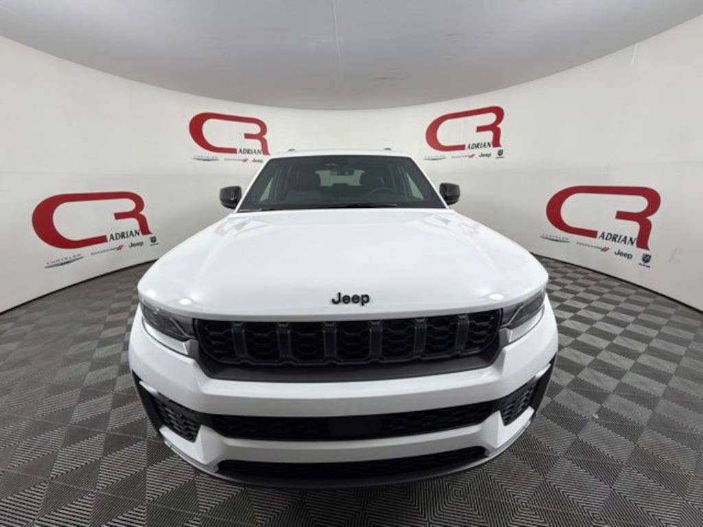 New 2027 Jeep Grand Cherokee Laredo Altitude Sport Utility