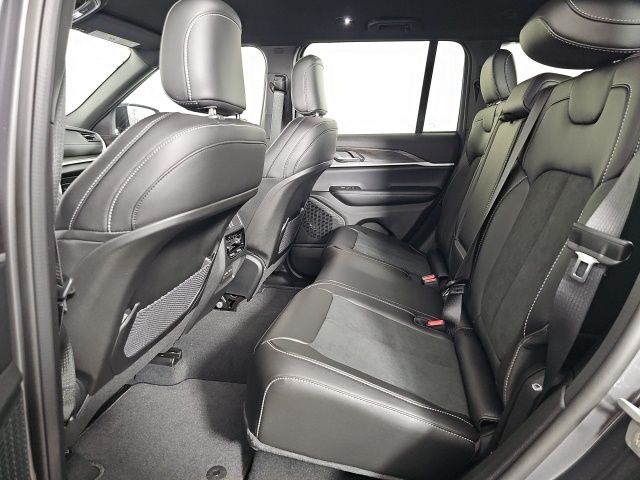 2026 Jeep Grand Cherokee Laredo - Photo 14