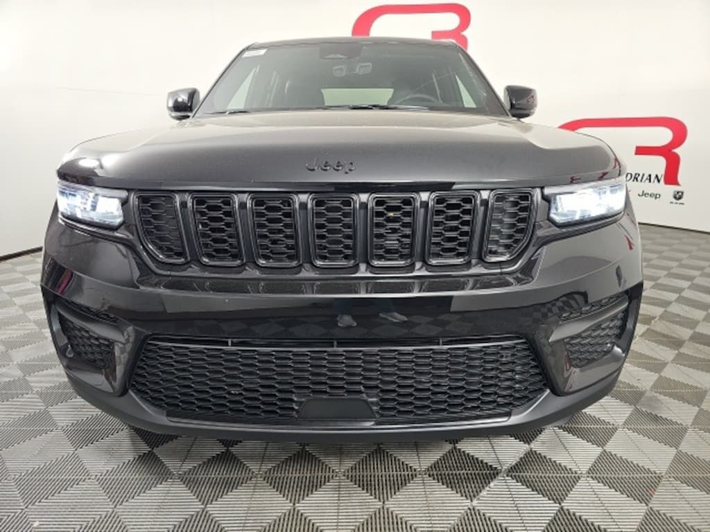 New 2025 Jeep Grand Cherokee ALTITUDE 4X4 Sport Utility
