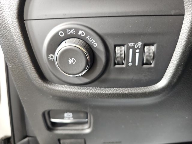 2023 Jeep Grand Cherokee Overland - Photo 20