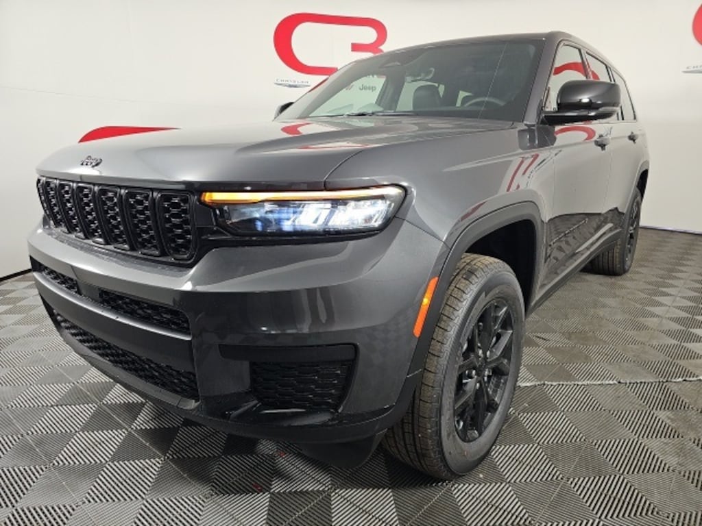 New 2025 Jeep Grand Cherokee L ALTITUDE 4X4 Sport Utility