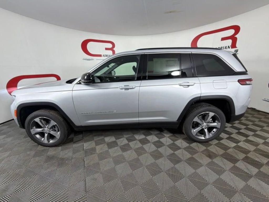 New 2026 Jeep Grand Cherokee LIMITED 4X4 Sport Utility
