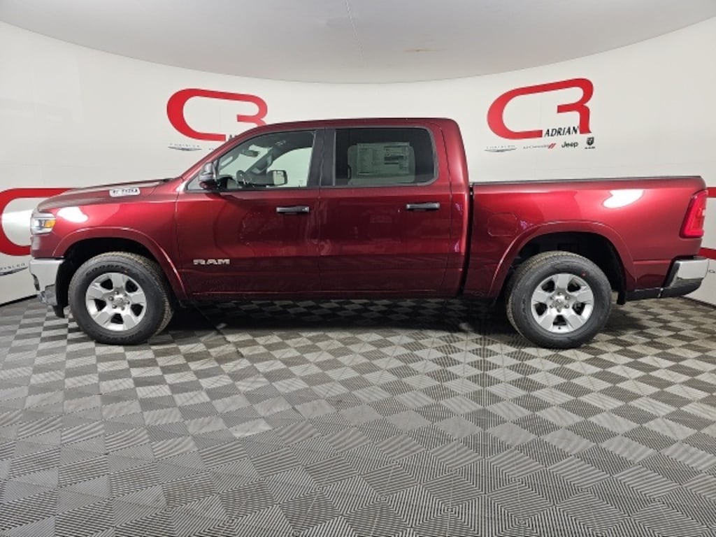 New 2026 Ram 1500 BIG HORN CREW CAB 4X4 5'7 BOX Pickup