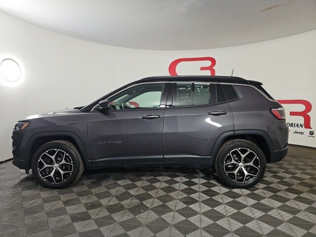 2024 Jeep Compass Limited photo 2