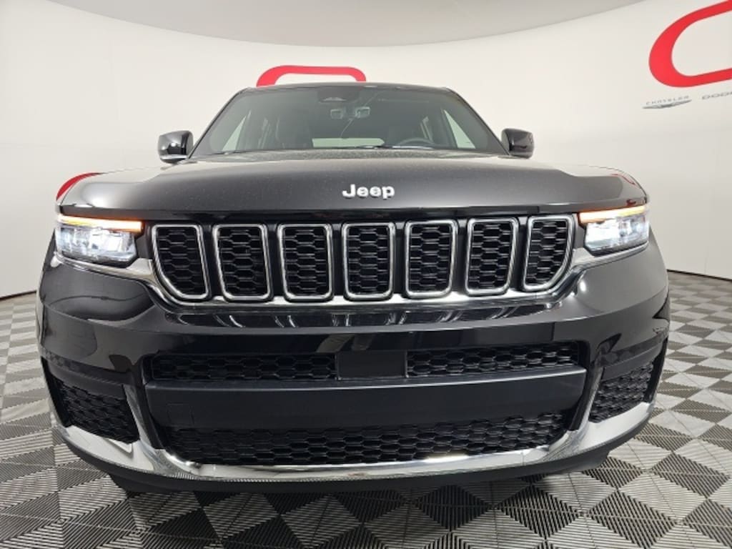 New 2025 Jeep Grand Cherokee L LAREDO X 4X4 Sport Utility