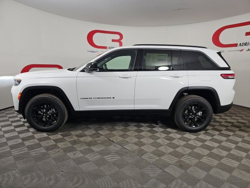 New 2026 Jeep Grand Cherokee LAREDO ALTITUDE 4X4 Sport Utility