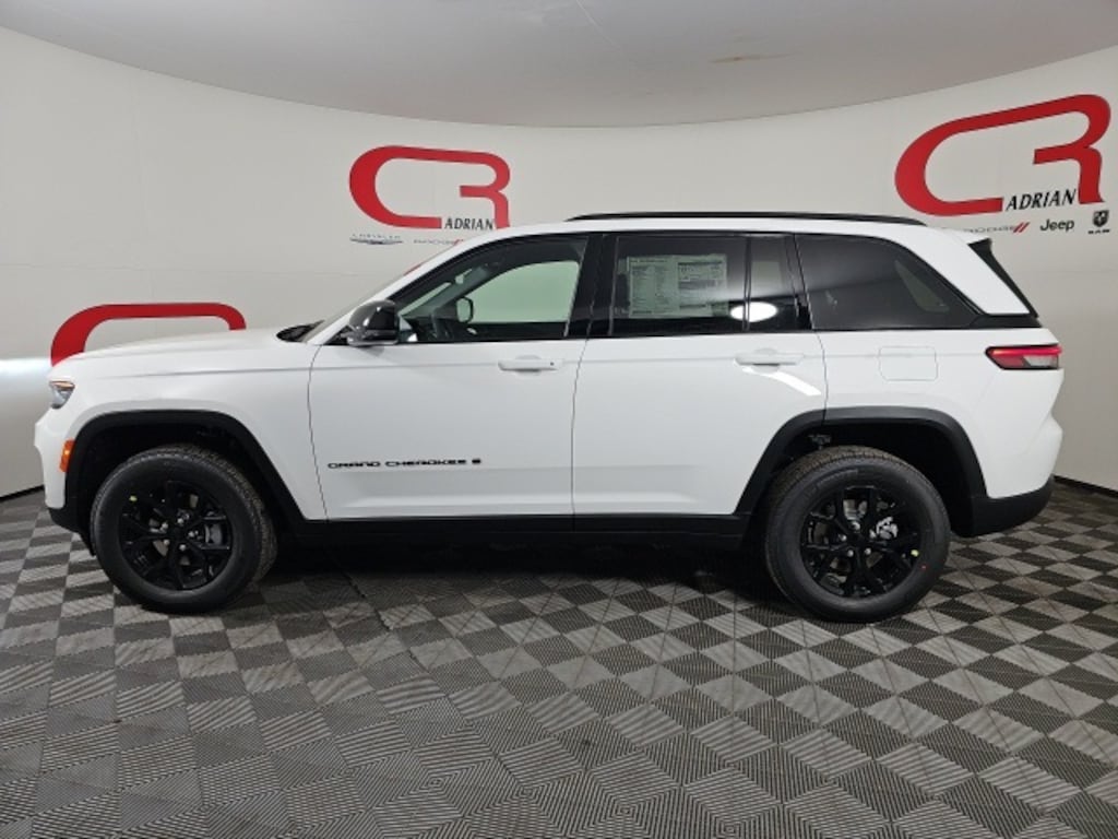 New 2025 Jeep Grand Cherokee ALTITUDE 4X4 Sport Utility