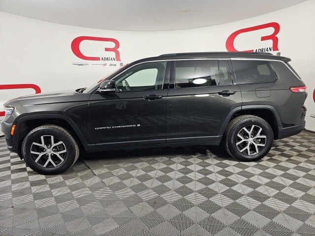 2024 Jeep Grand Cherokee Limited photo 4