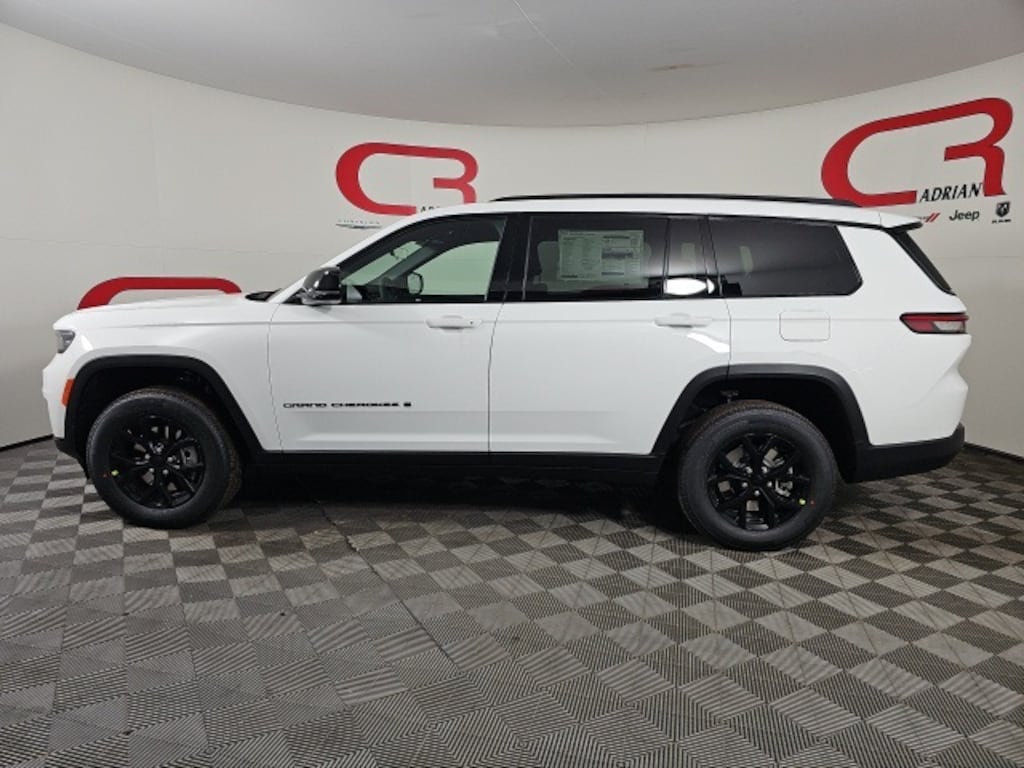New 2025 Jeep Grand Cherokee L ALTITUDE 4X4 Sport Utility