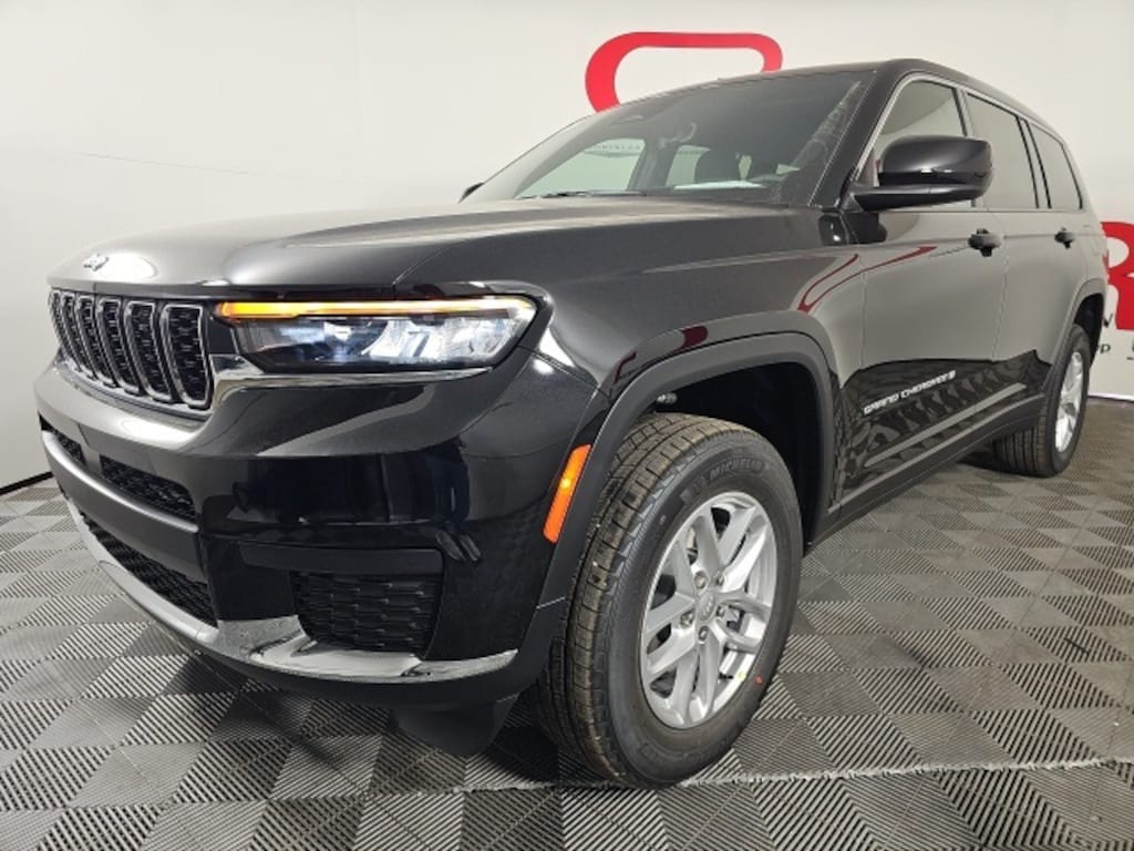 New 2025 Jeep Grand Cherokee L LAREDO 4X4 Sport Utility