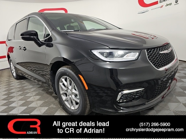 2026 Chrysler Pacifica Passenger Van 