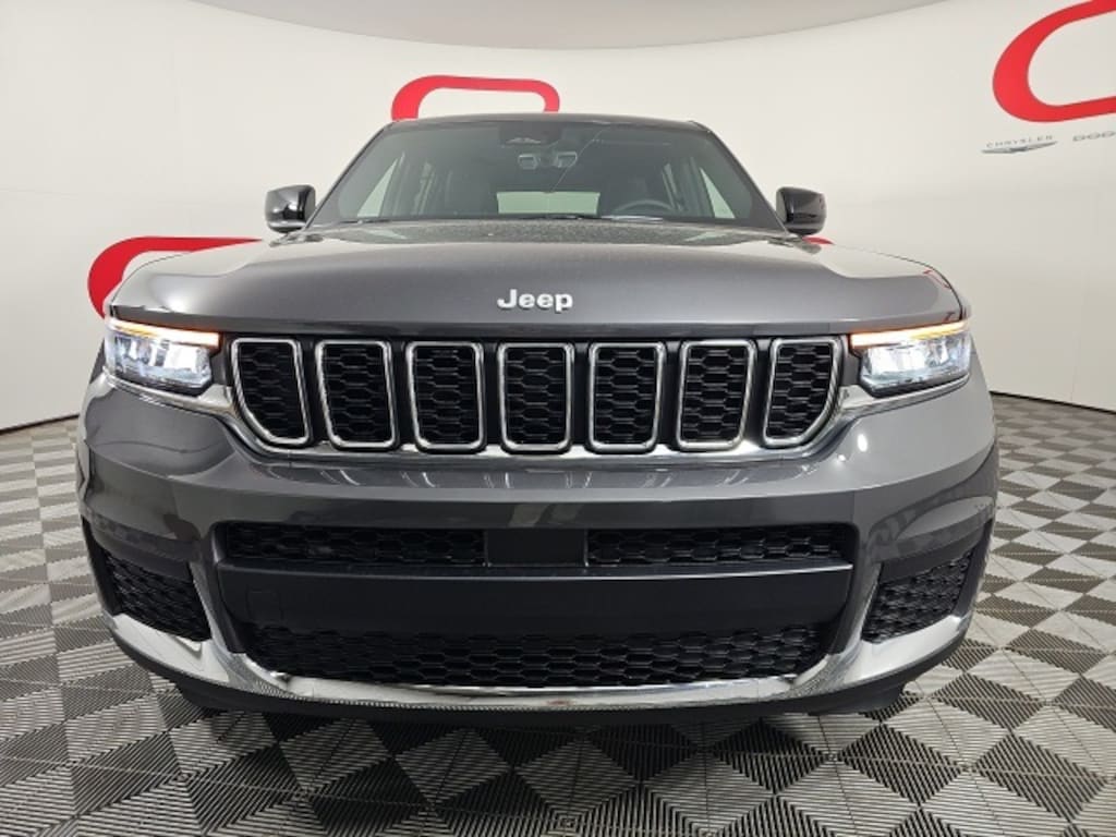 New 2025 Jeep Grand Cherokee L LAREDO X 4X4 Sport Utility