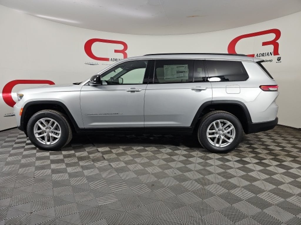 New 2025 Jeep Grand Cherokee L LAREDO X 4X4 Sport Utility