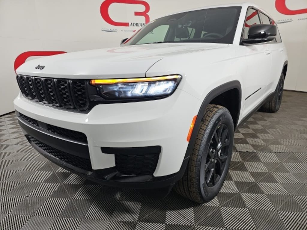 New 2025 Jeep Grand Cherokee L ALTITUDE 4X4 Sport Utility