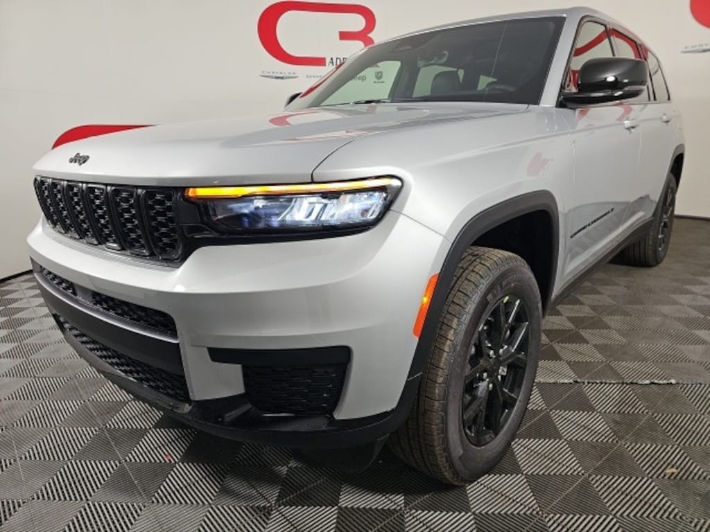New 2025 Jeep Grand Cherokee L ALTITUDE 4X4 Sport Utility