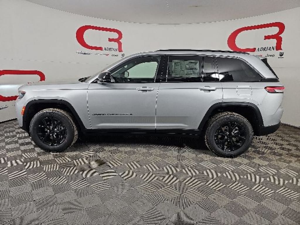 New 2026 Jeep Grand Cherokee LAREDO ALTITUDE 4X4 Sport Utility