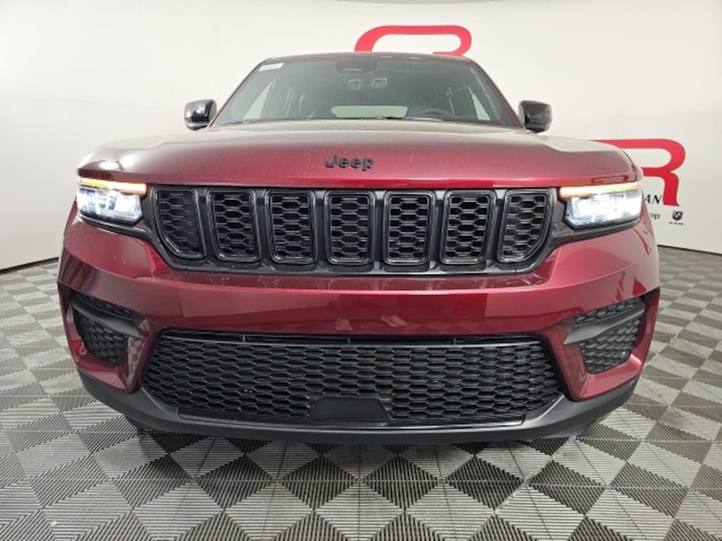 New 2025 Jeep Grand Cherokee ALTITUDE 4X4 Sport Utility