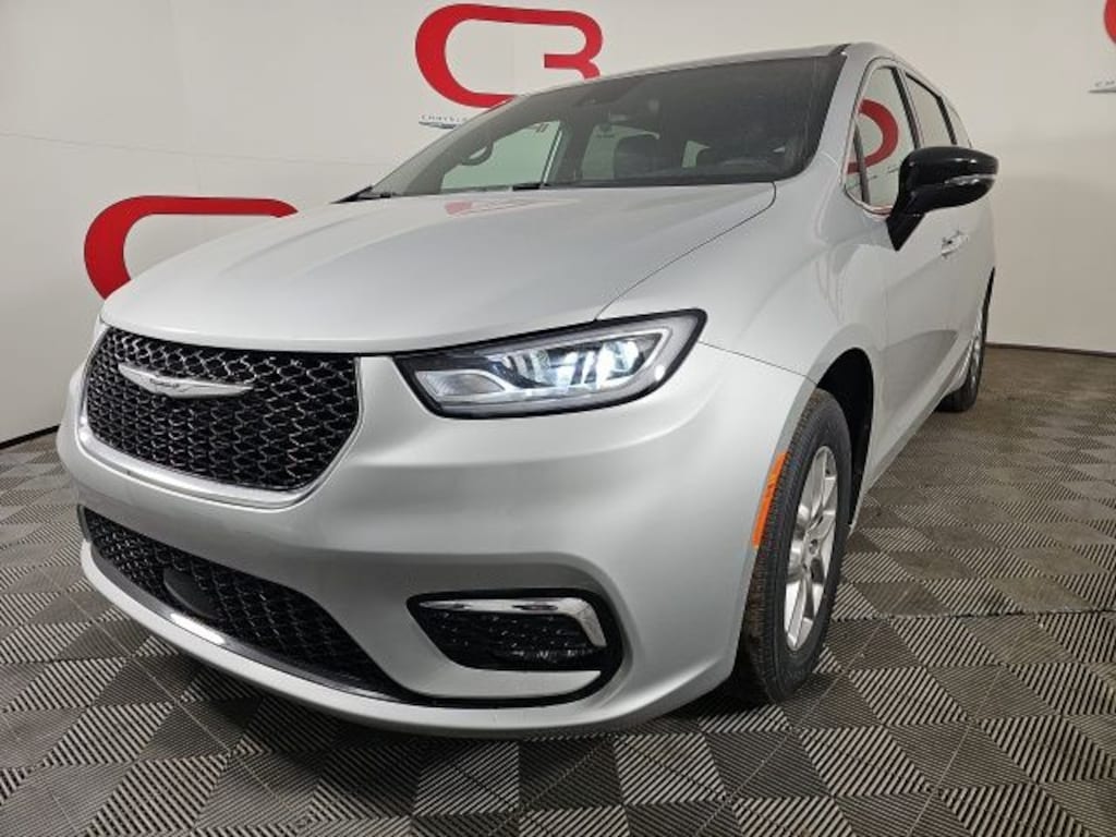 New 2026 Chrysler Pacifica SELECT Passenger Van