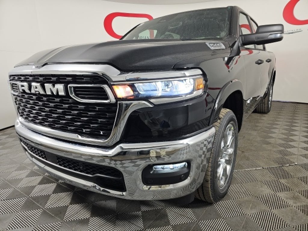 New 2026 Ram 1500 BIG HORN CREW CAB 4X4 5'7 BOX Pickup