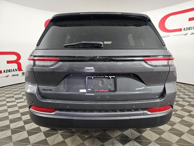 2026 Jeep Grand Cherokee Laredo - Photo 6