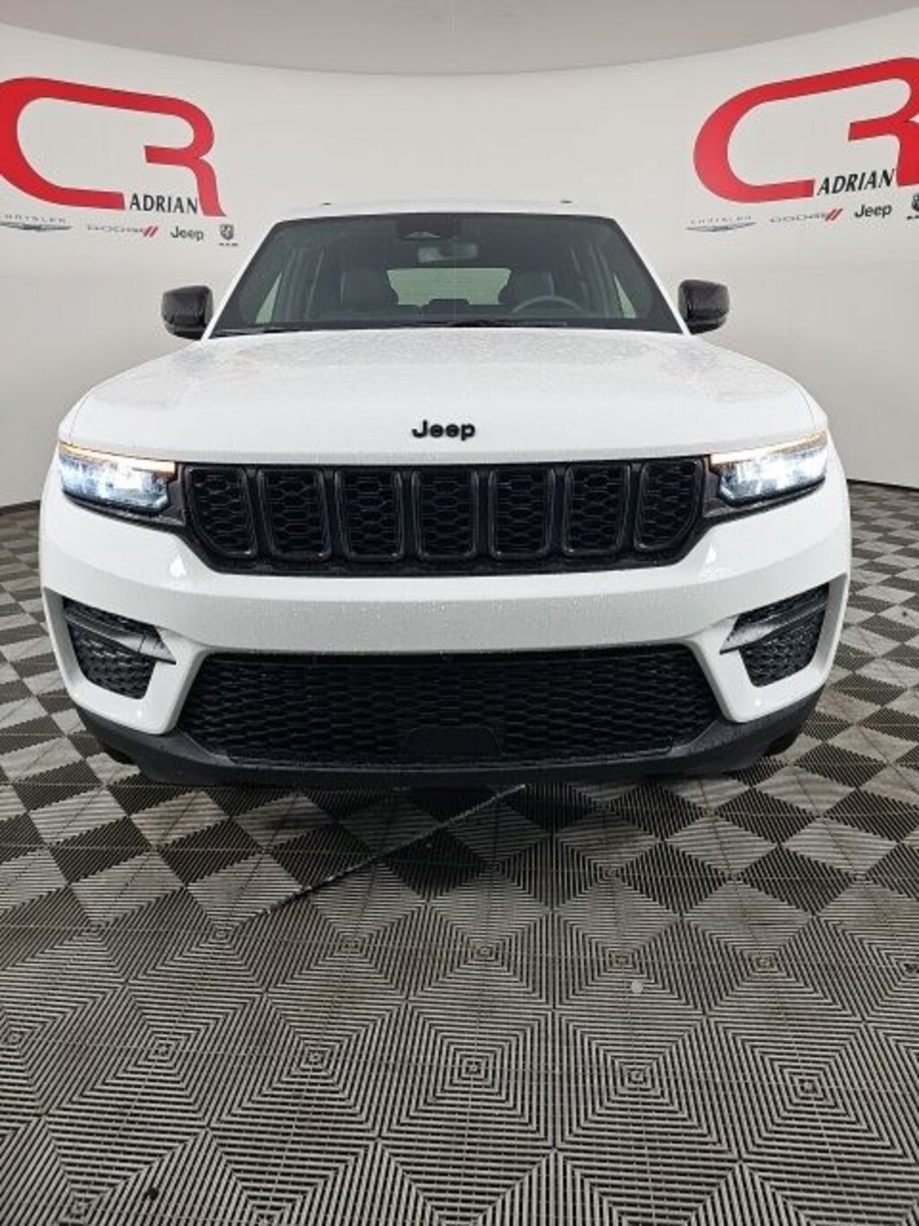 Certified 2024 Jeep Grand Cherokee Laredo SUV