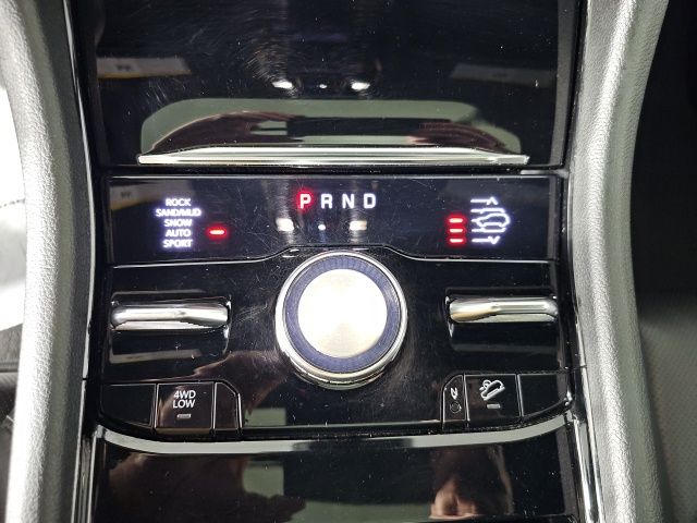 2023 Jeep Grand Cherokee Overland - Photo 26