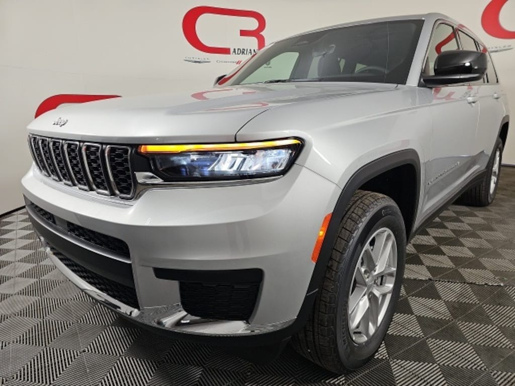 New 2025 Jeep Grand Cherokee L LAREDO X 4X4 Sport Utility
