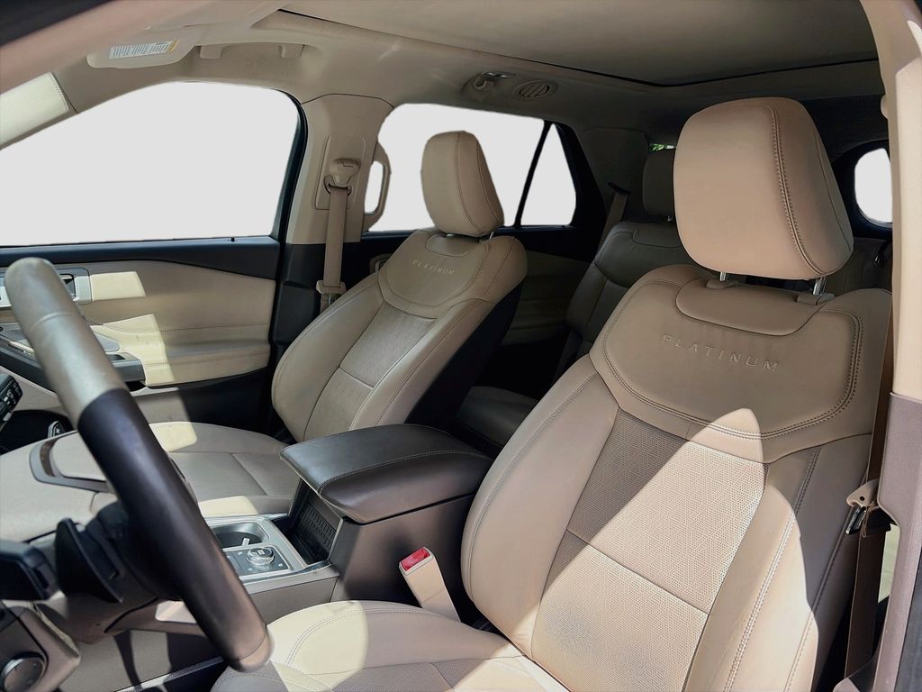 2020 Ford Explorer Platinum - Photo 22