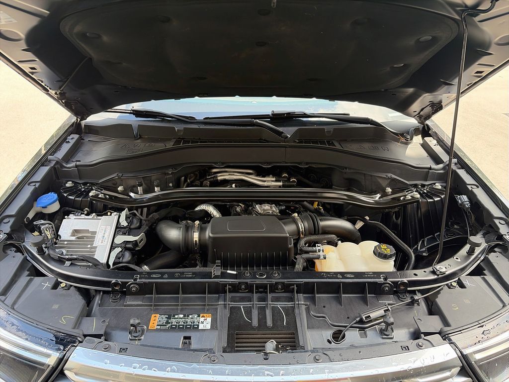 2020 Ford Explorer Platinum - Photo 33