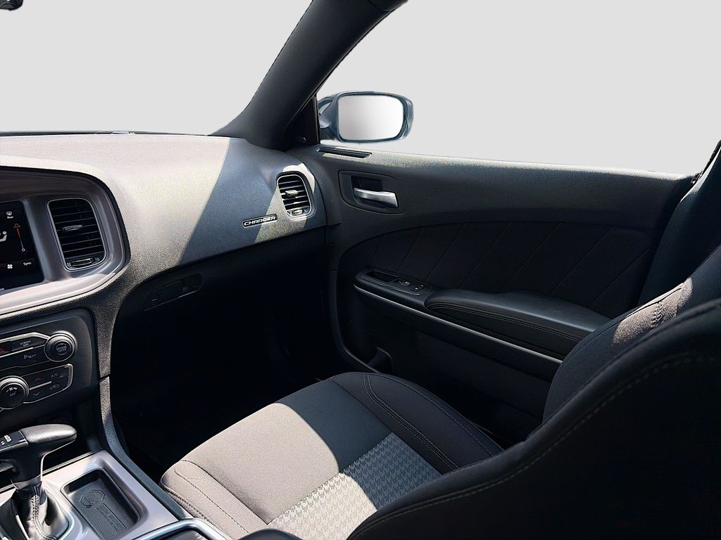 2023 Dodge Charger SXT - Photo 22