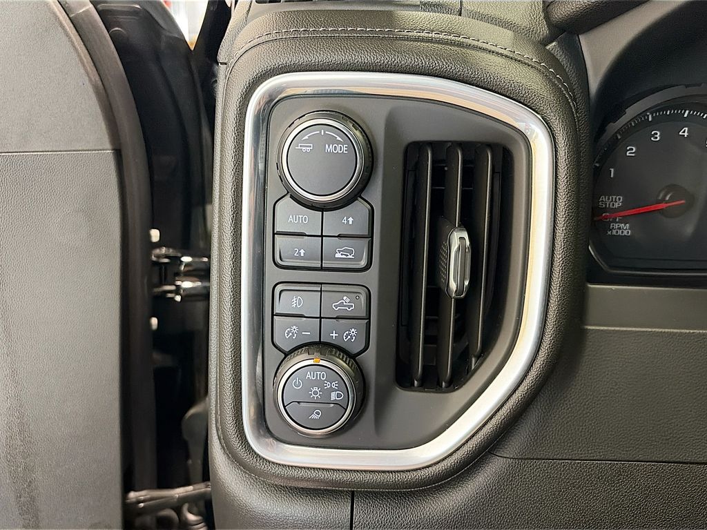 2020 Chevrolet Silverado 1500 LTZ - Photo 8