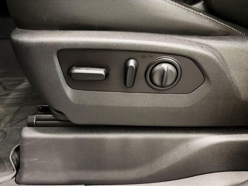 2020 Chevrolet Silverado 1500 LTZ - Photo 18