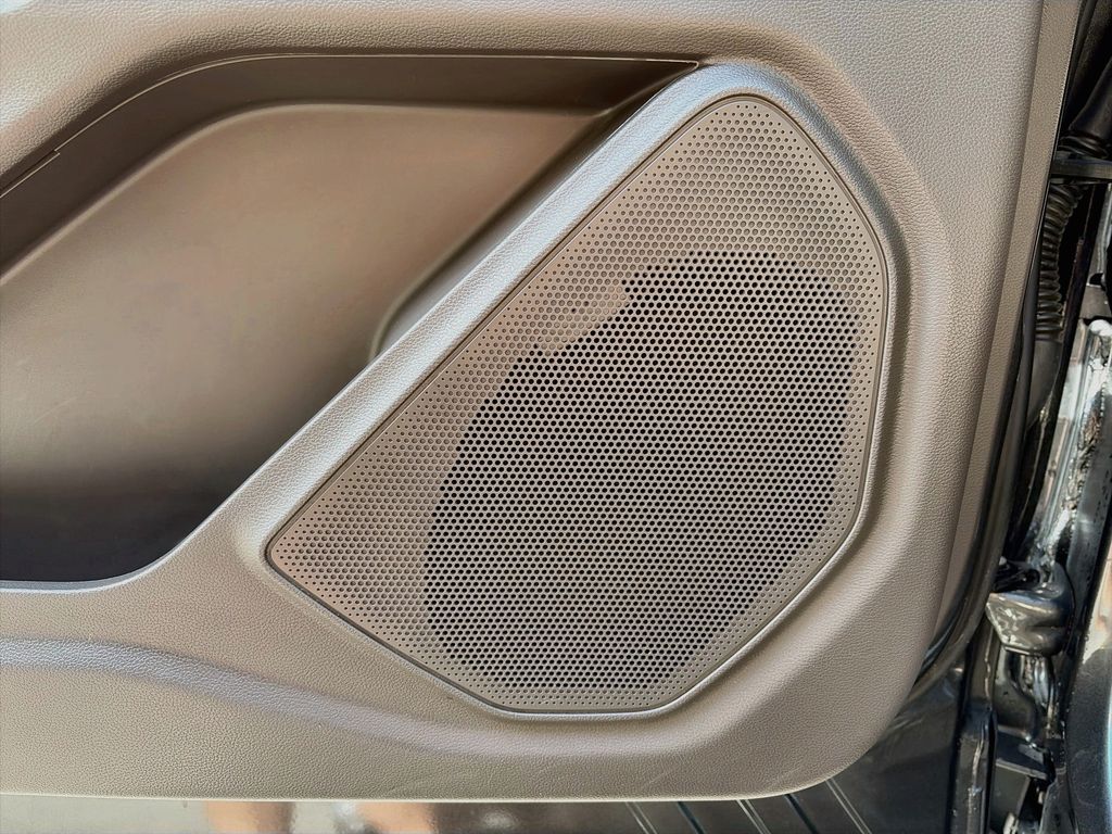 2020 Ford Explorer Platinum - Photo 19