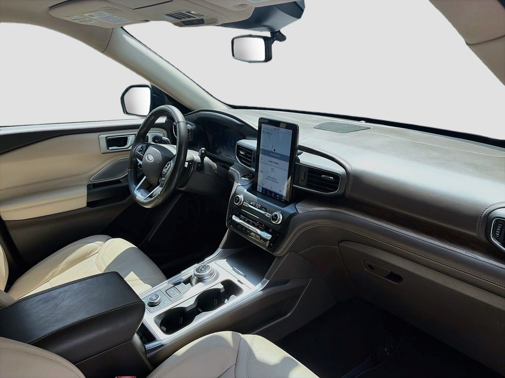 2020 Ford Explorer Platinum - Photo 32