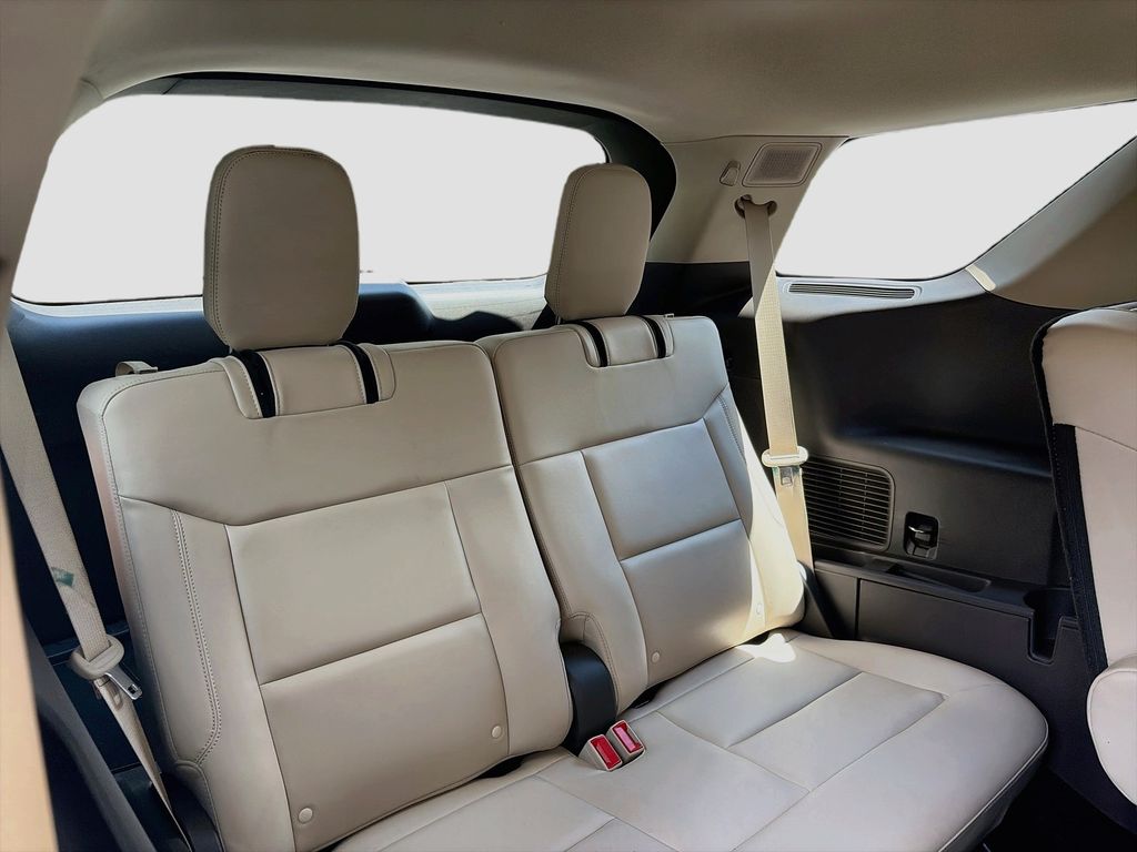 2020 Ford Explorer Platinum - Photo 29