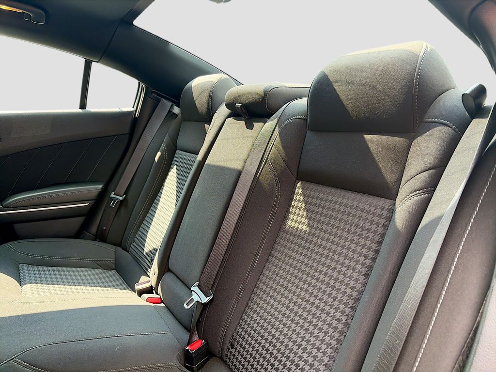 2023 Dodge Charger SXT - Photo 23