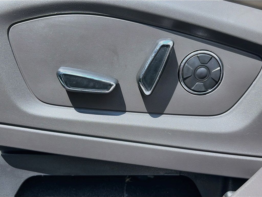 2020 Ford Explorer Platinum - Photo 20
