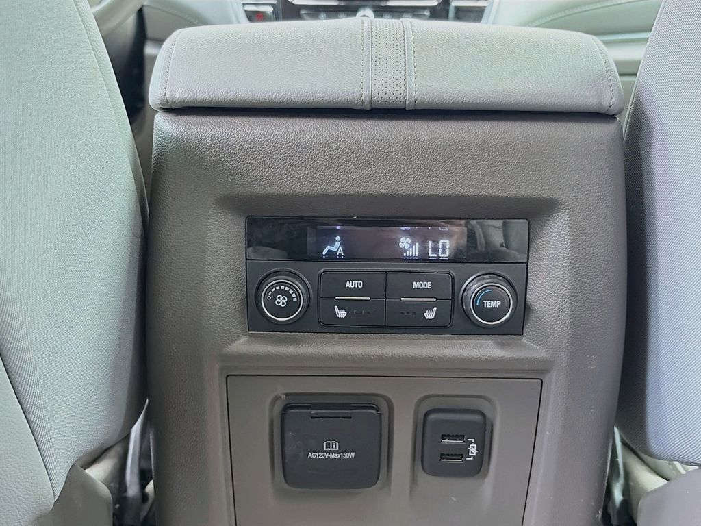 2019 Chevrolet Traverse Premier - Photo 26