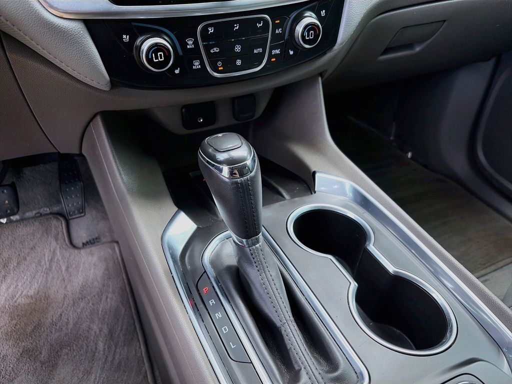 2019 Chevrolet Traverse Premier - Photo 16