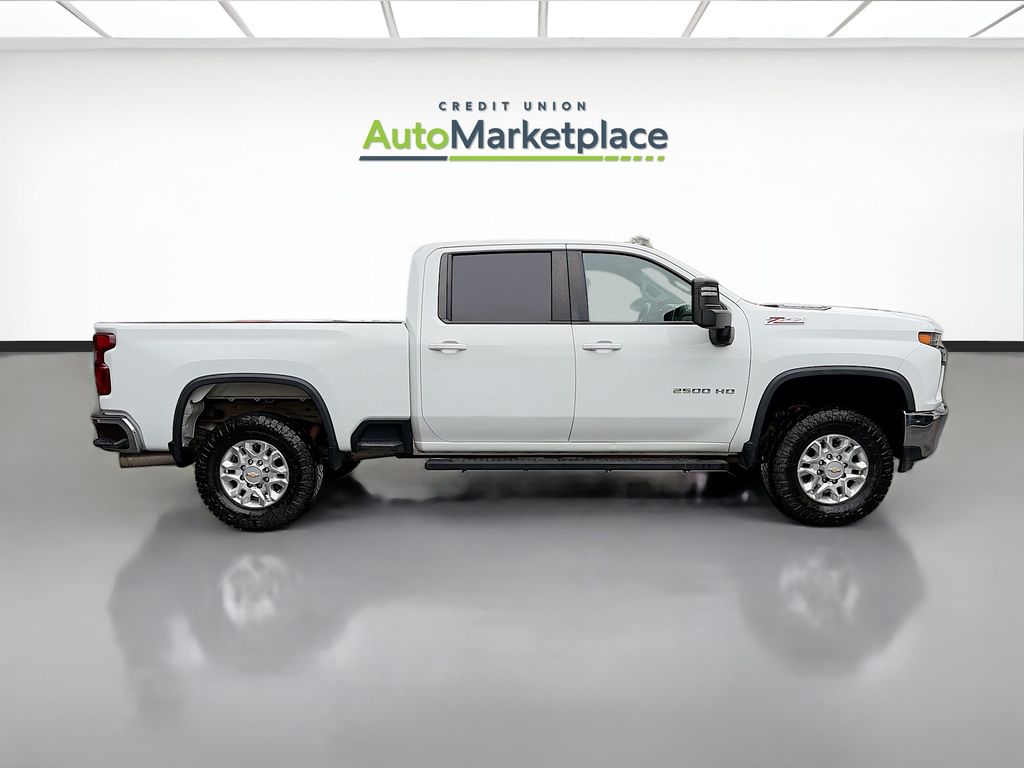 2021 Chevrolet Silverado 2500HD LT - Photo 8