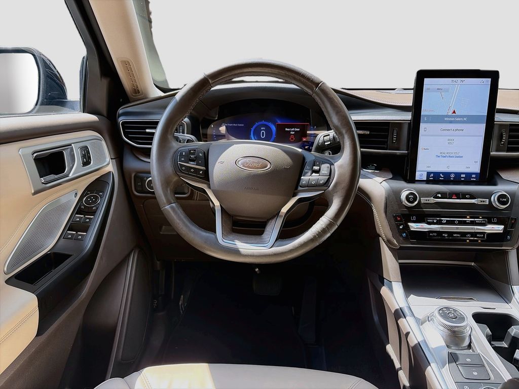 2020 Ford Explorer Platinum - Photo 24