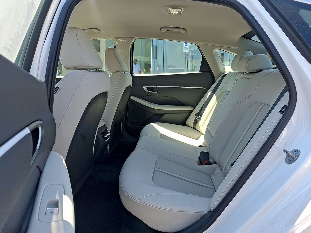 2025 Hyundai Sonata Hybrid SEL - Photo 6