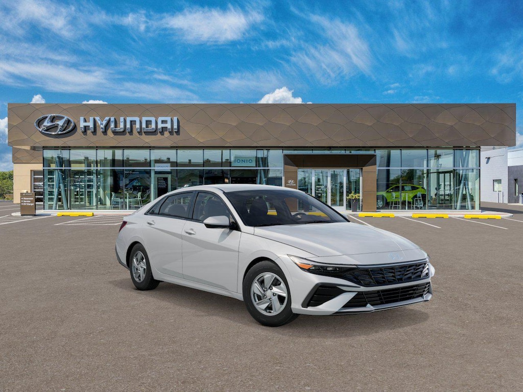 New 2026 Hyundai Elantra SE SE Sedan
